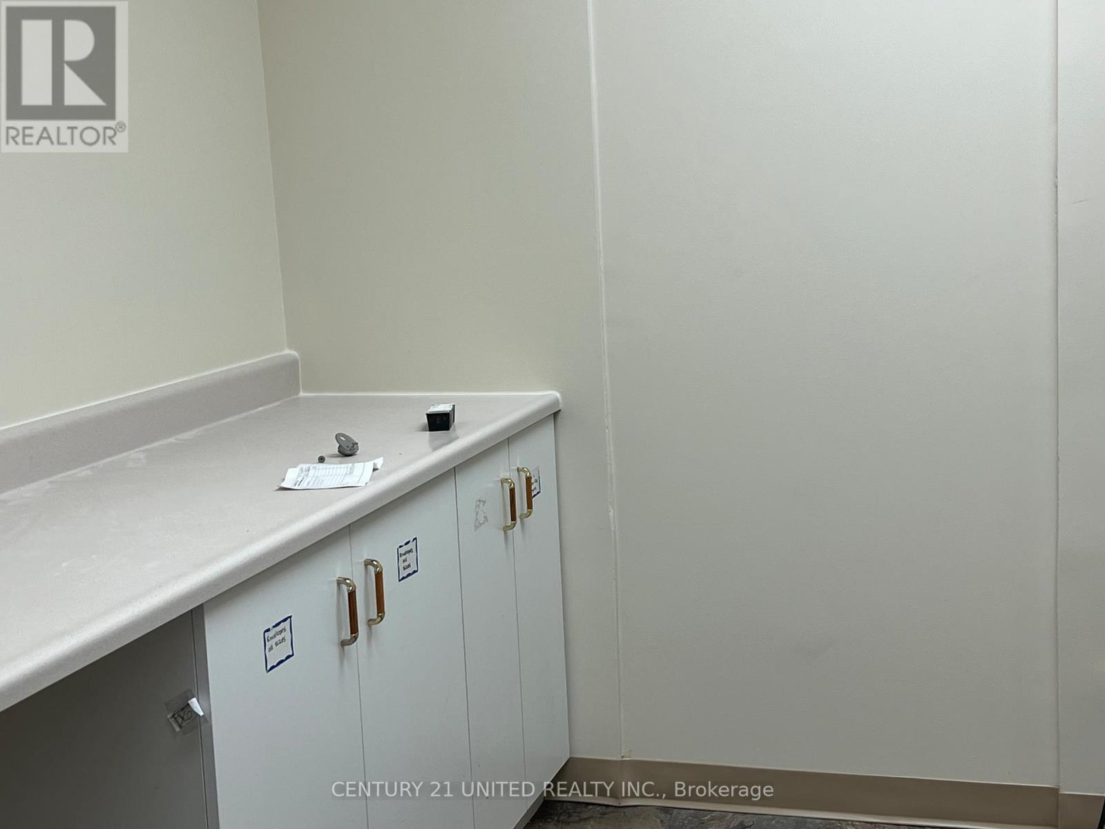 183 Simcoe Street, Peterborough Central (North), Ontario  K9H 2H6 - Photo 3 - X7393018