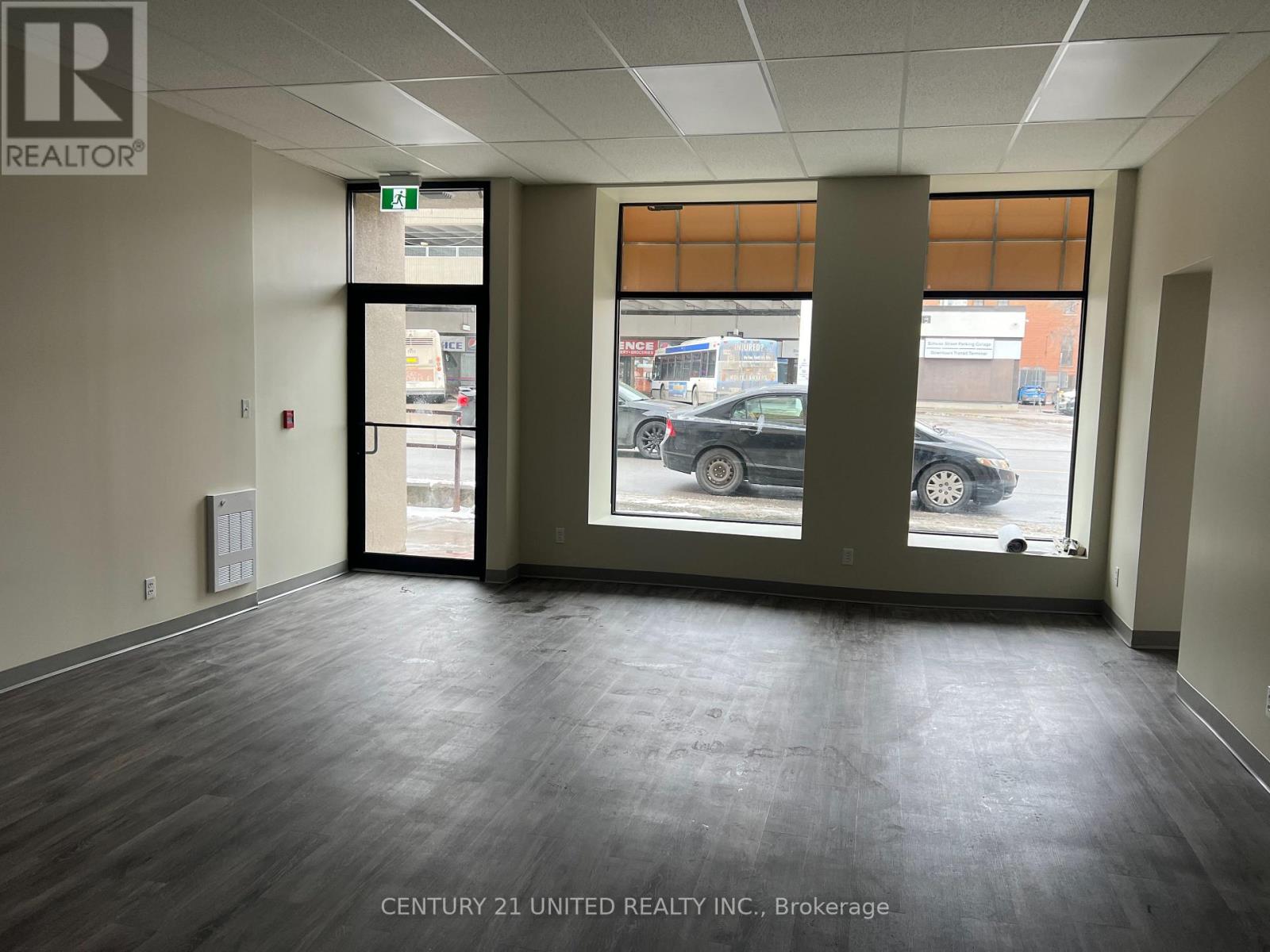 187-189 Simcoe Street, Peterborough Central (North), Ontario  K9H 2H6 - Photo 3 - X7393022