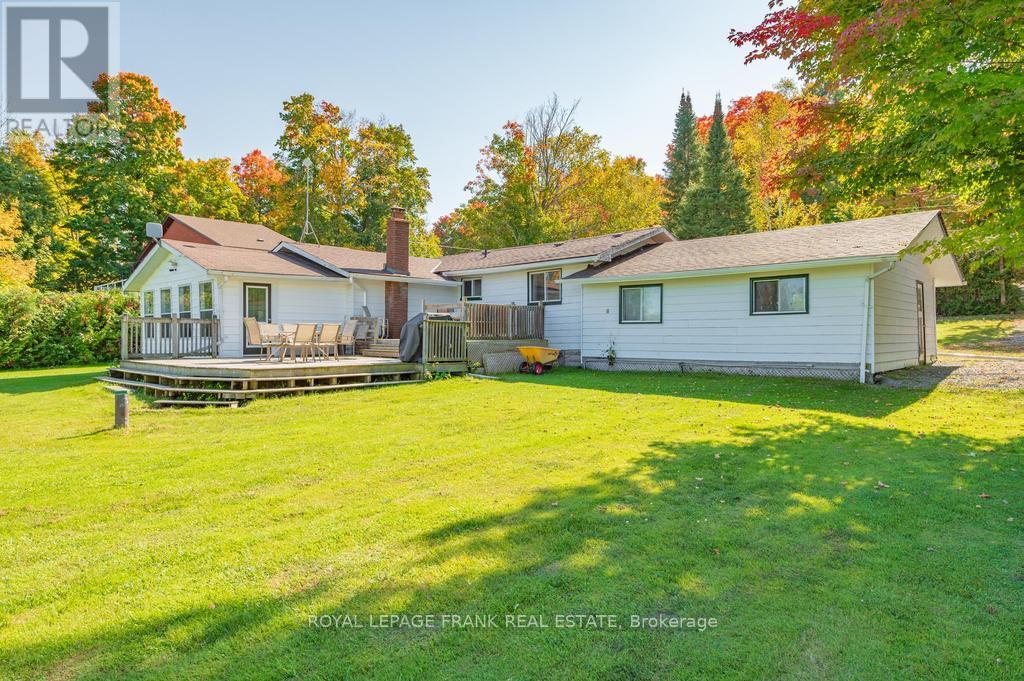 1279 Young's Cove Rd, Smith-Ennismore-Lakefield, Ontario  K0L 1T0 - Photo 1 - X8107476