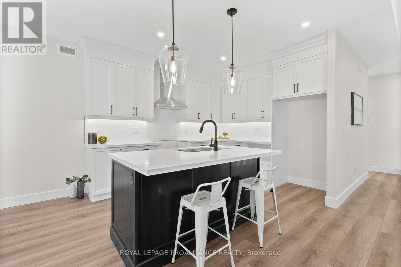 444 Hillside Drive, Trent Hills (Campbellford), Ontario  K0L 1L0 - Photo 8 - X8340956