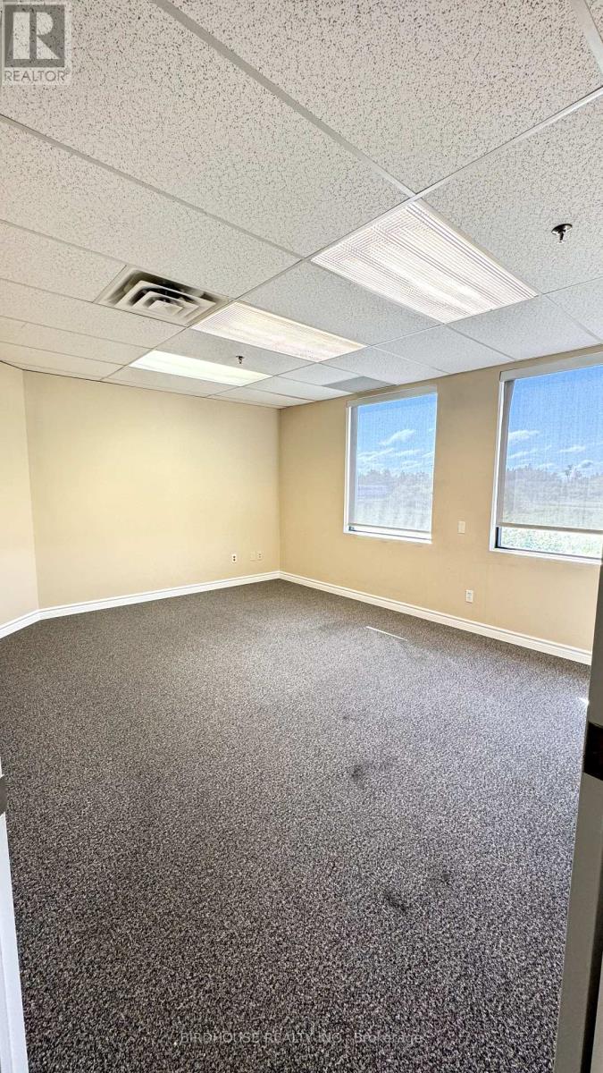 212 - 55 Mary Street W, Kawartha Lakes (Lindsay), Ontario  K9V 5Z6 - Photo 10 - X9262044