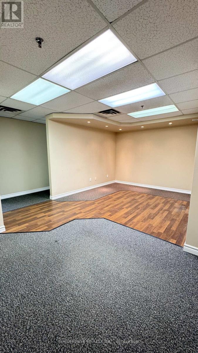 212 - 55 Mary Street W, Kawartha Lakes (Lindsay), Ontario  K9V 5Z6 - Photo 7 - X9262044