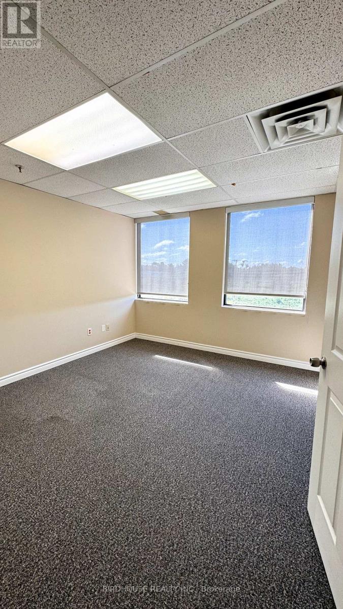 214 - 55 Mary Street W, Kawartha Lakes (Lindsay), Ontario  K9V 5Z6 - Photo 15 - X9262057