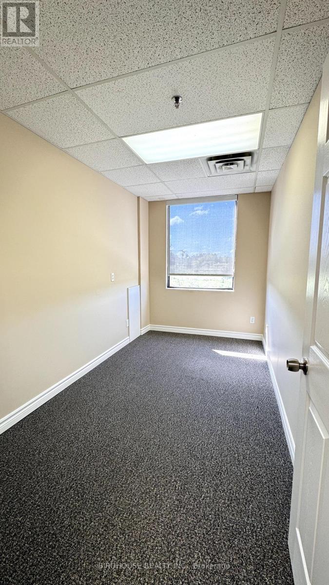 214 - 55 Mary Street W, Kawartha Lakes (Lindsay), Ontario  K9V 5Z6 - Photo 18 - X9262057