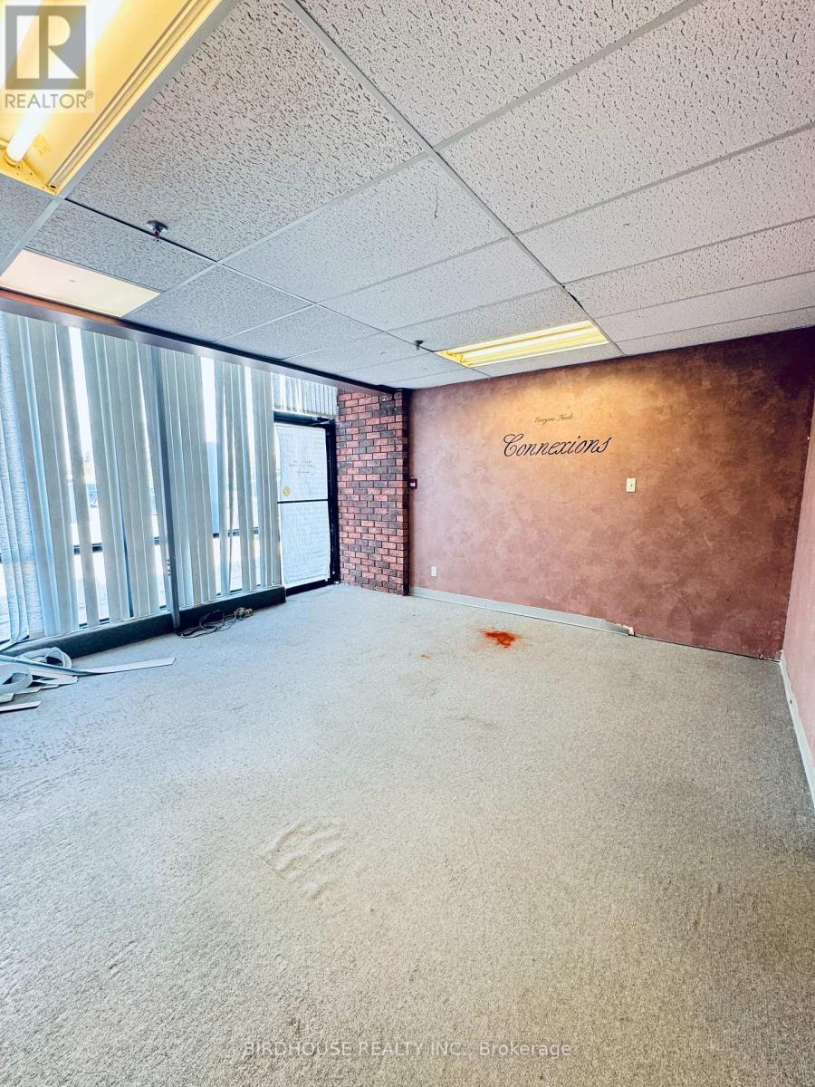 110 - 55 Mary Street W, Kawartha Lakes (Lindsay), Ontario  K9V 2N6 - Photo 6 - X9307136