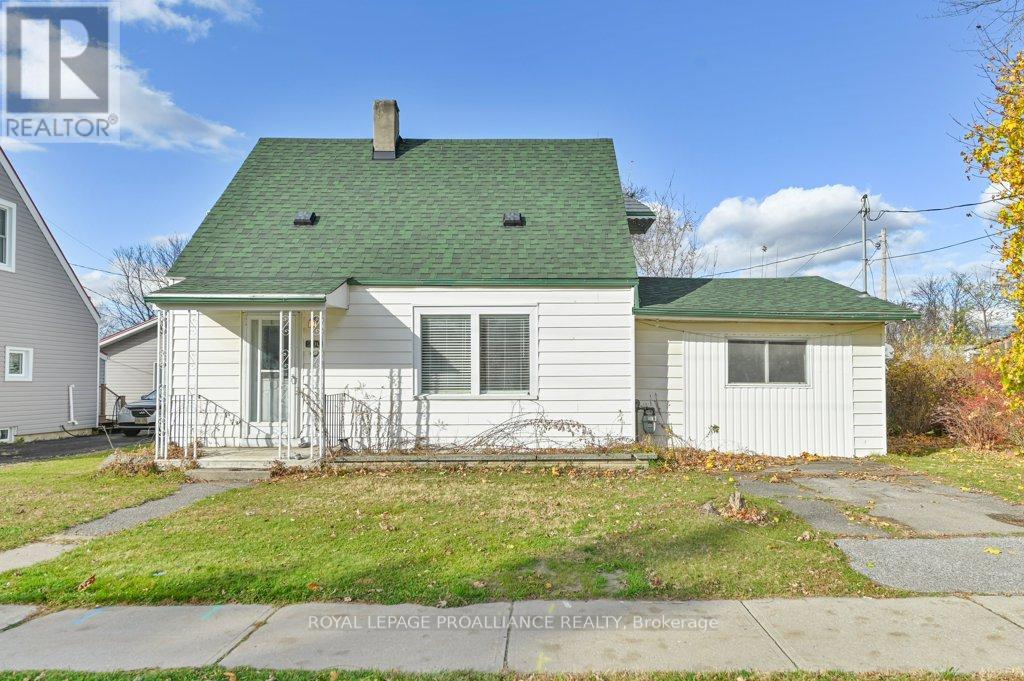 200 First Street, Trent Hills (Campbellford), Ontario  K0L 1L0 - Photo 1 - X10415289