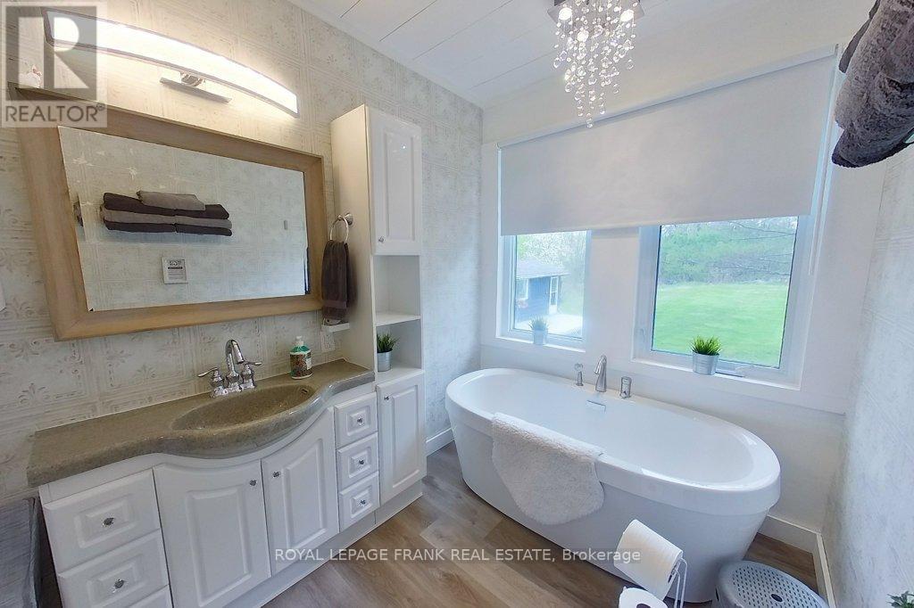 4053 County Rd 36, Trent Lakes, Ontario  K0L 1J0 - Photo 18 - X10431817
