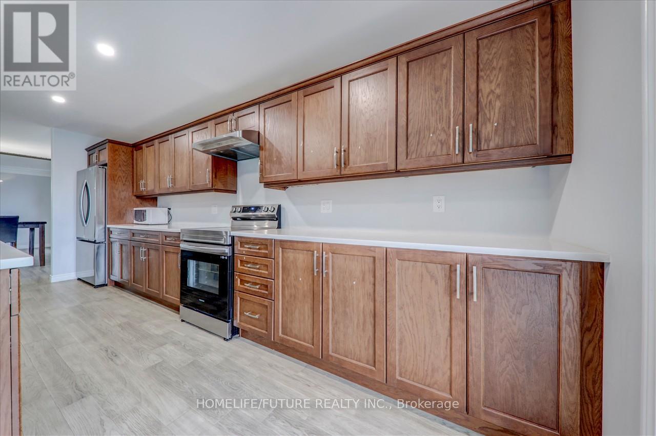 308 Mullighan Gardens, Peterborough North (North), Ontario  K9K 0H2 - Photo 10 - X11140424