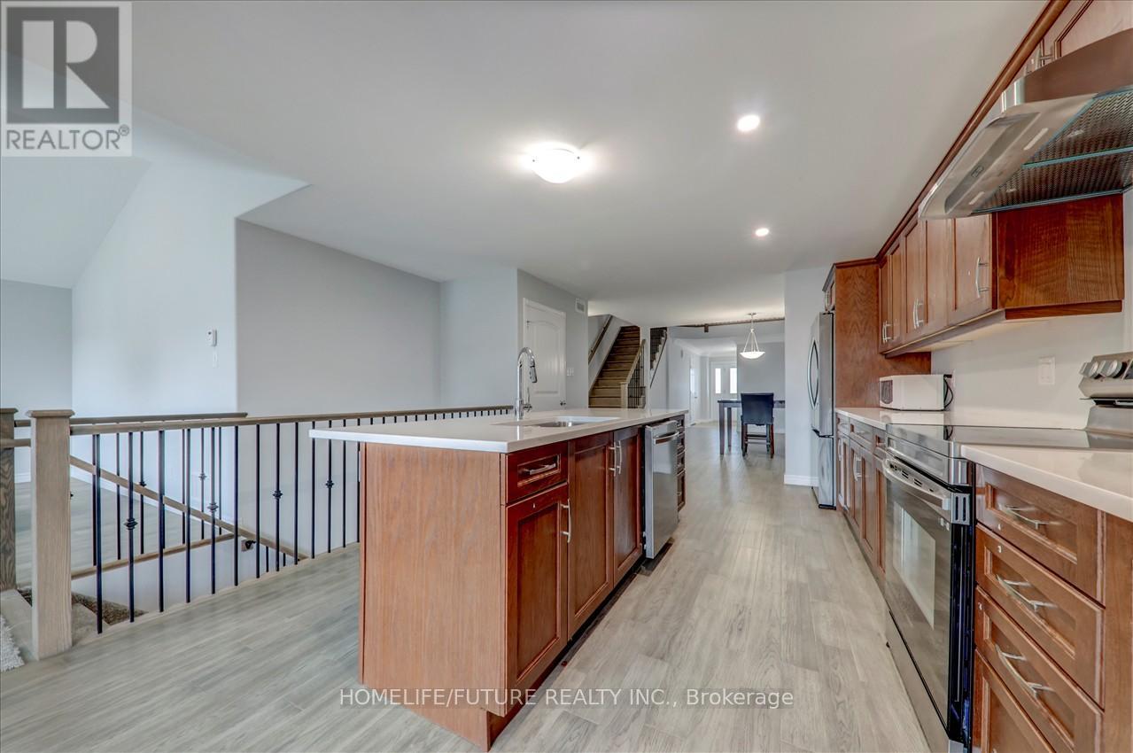 308 Mullighan Gardens, Peterborough North (North), Ontario  K9K 0H2 - Photo 11 - X11140424