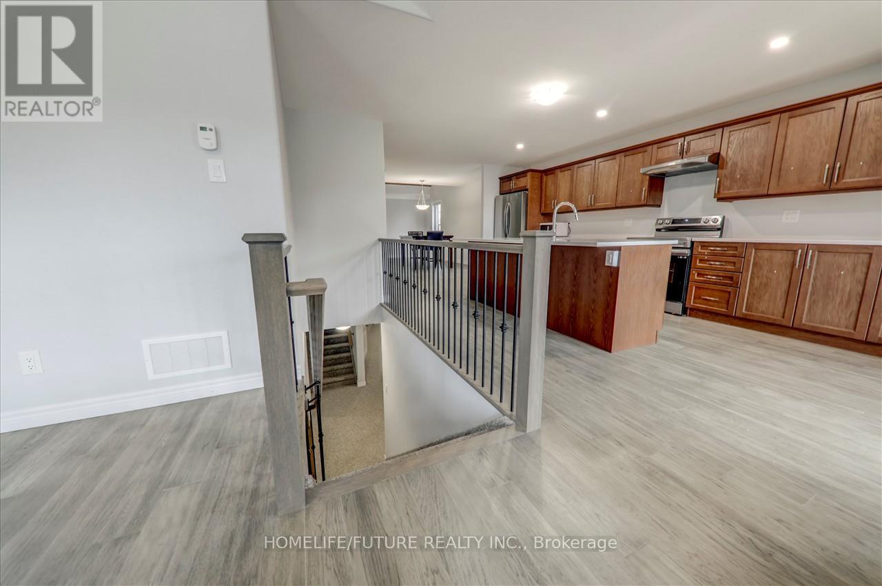 308 Mullighan Gardens, Peterborough North (North), Ontario  K9K 0H2 - Photo 13 - X11140424