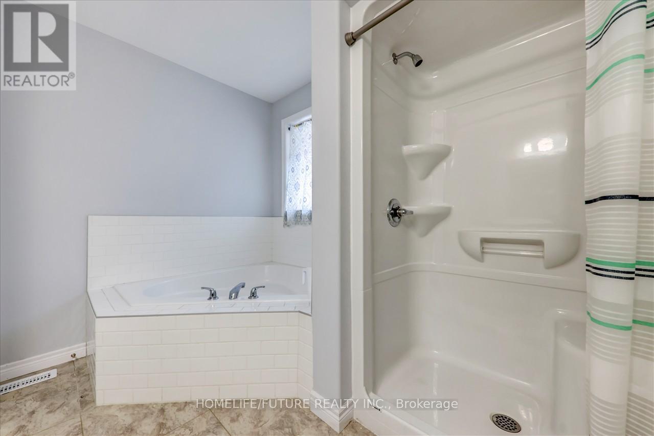 308 Mullighan Gardens, Peterborough North (North), Ontario  K9K 0H2 - Photo 20 - X11140424