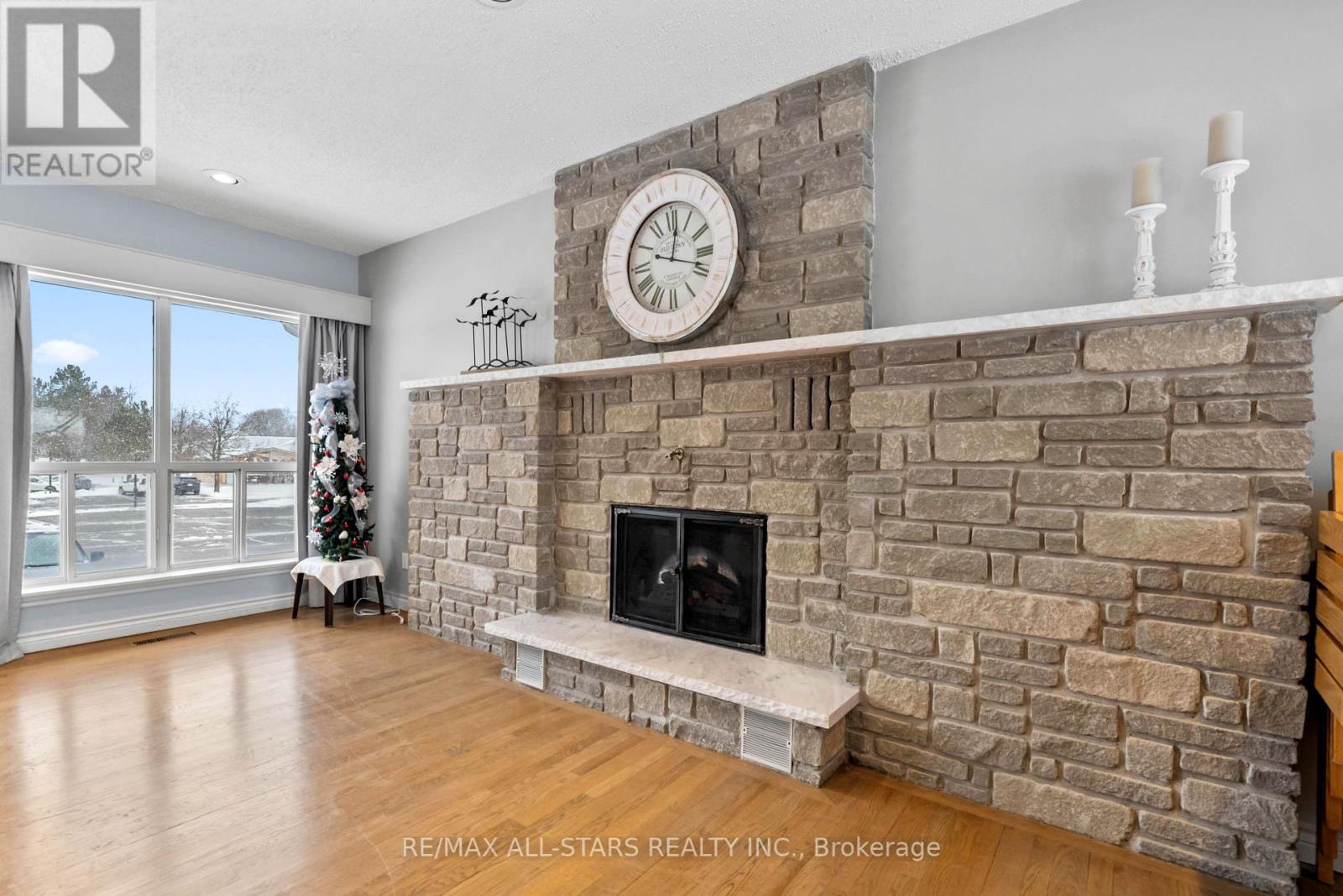 208 - 2 Heritage Way, Kawartha Lakes (Lindsay), Ontario  K9V 5P5 - Photo 29 - X11886819