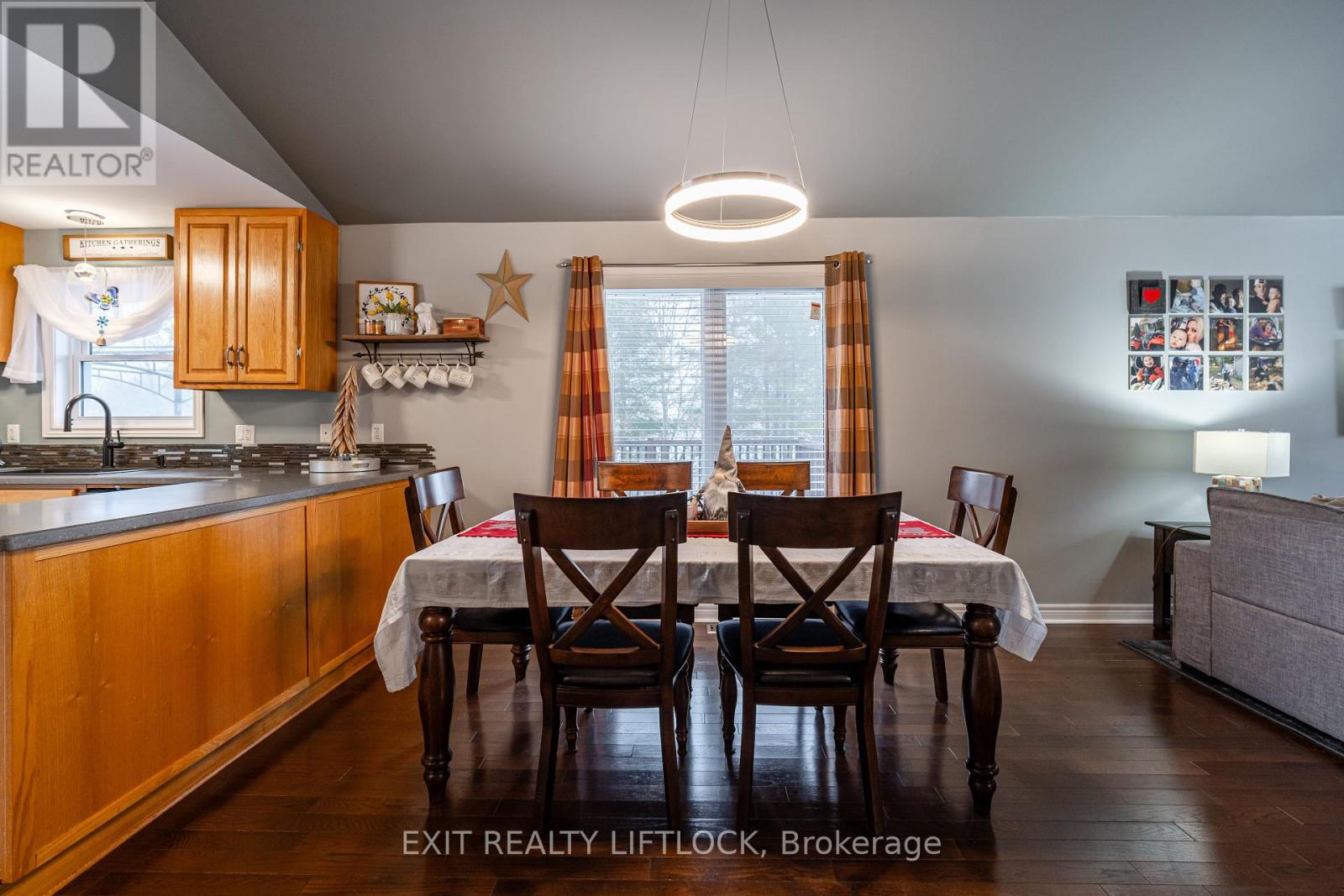 677 Golf Course Road, Douro-Dummer, Ontario  K0L 2H0 - Photo 7 - X11893540