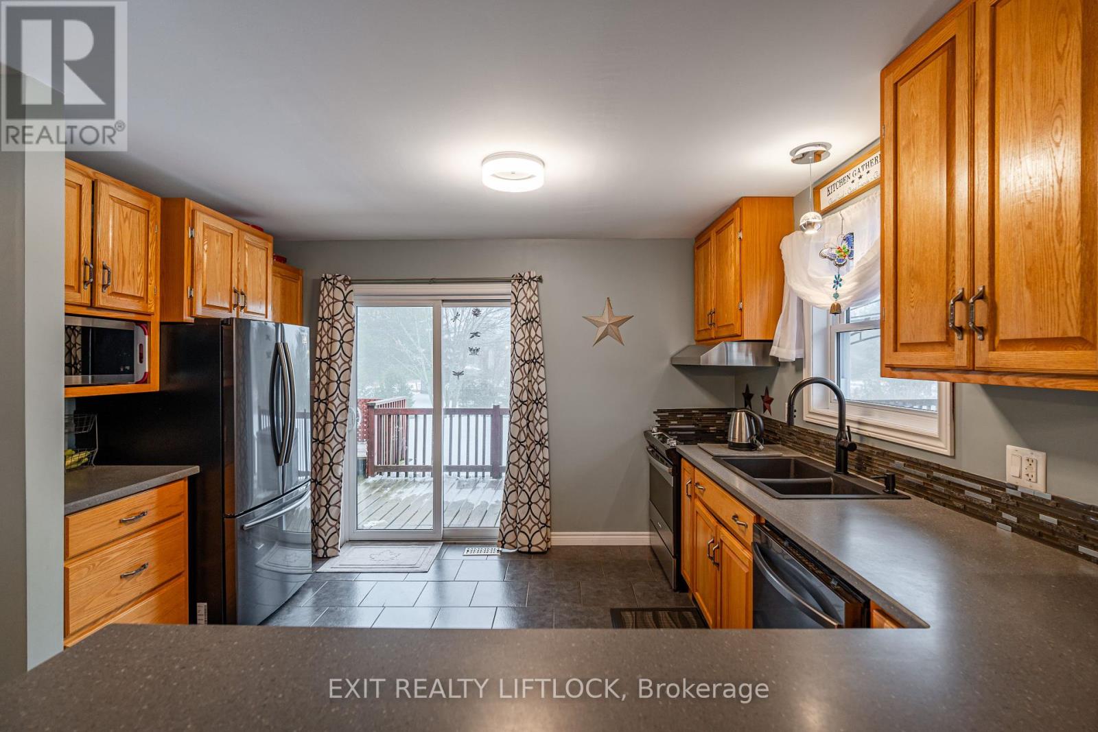 677 Golf Course Road, Douro-Dummer, Ontario  K0L 2H0 - Photo 8 - X11893540