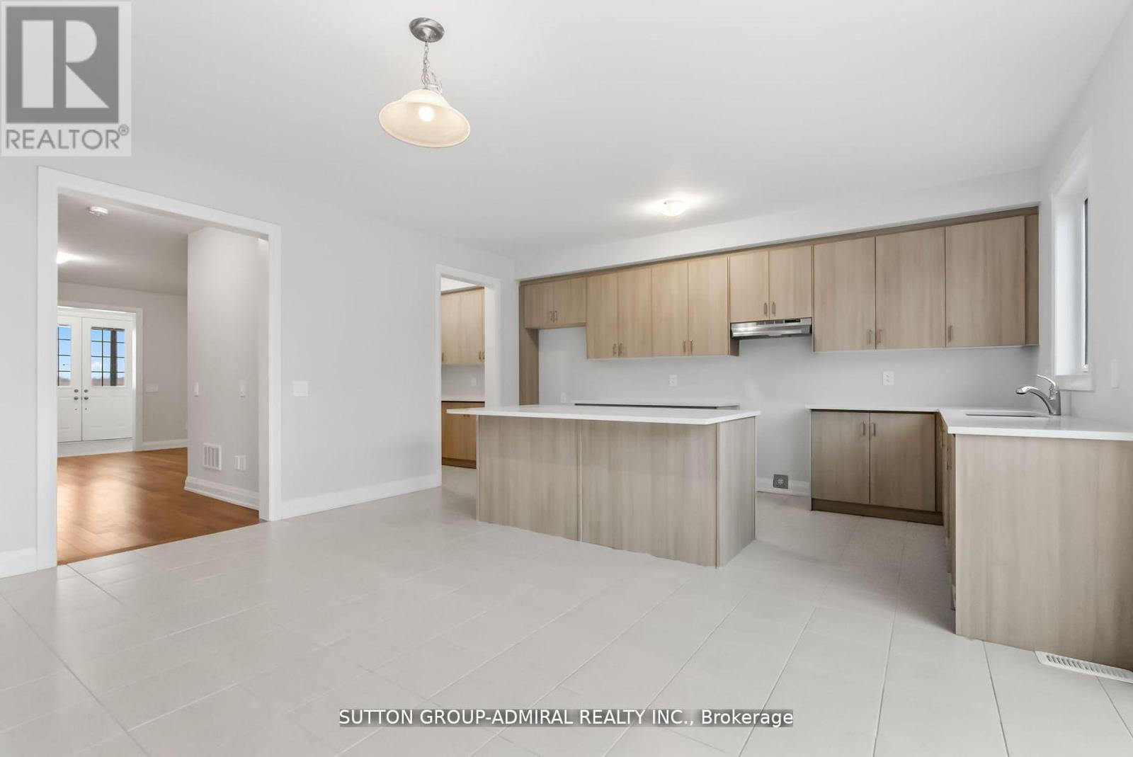 32 Mckay Avenue, Kawartha Lakes (Lindsay), Ontario  K9V 0R2 - Photo 7 - X11904955