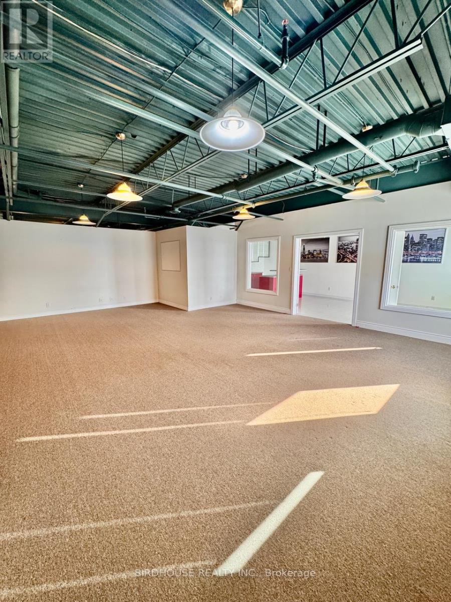 200 - 55 Mary Street W, Kawartha Lakes (Lindsay), Ontario  K9V 5Z6 - Photo 11 - X11911815