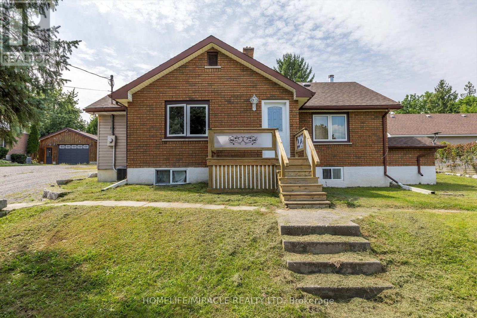 2813 LAKEFIELD ROAD, selwyn, Ontario