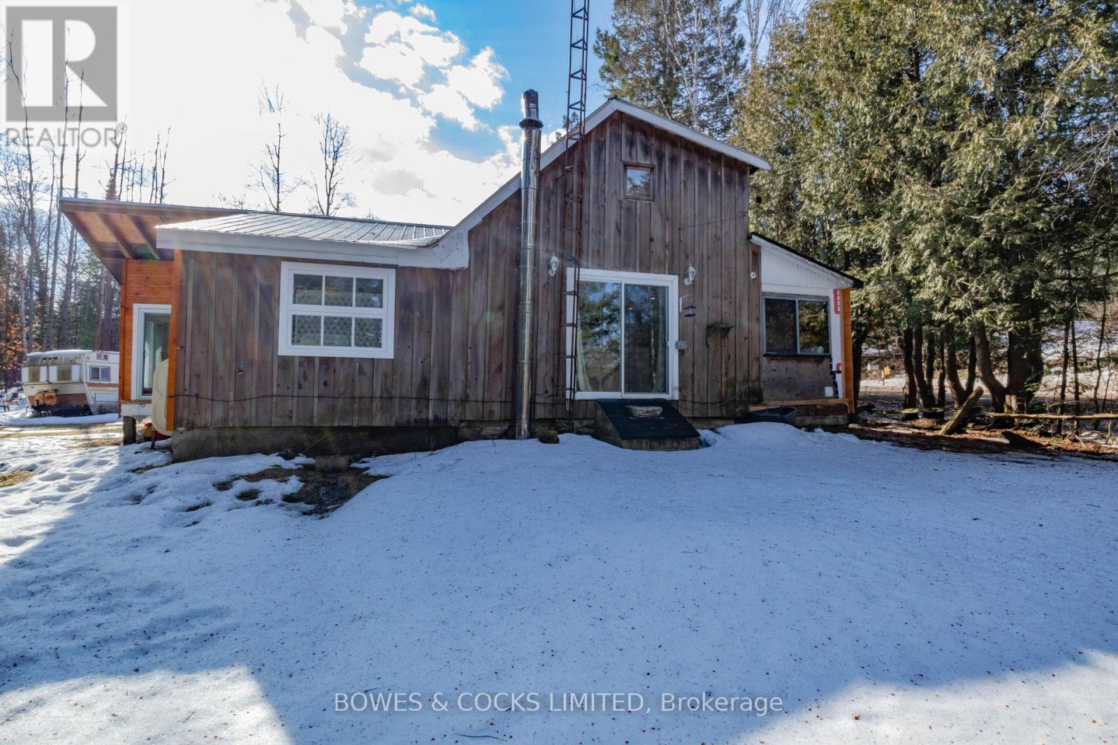 702 Hybla Road, Hastings Highlands (Monteagle Ward), Ontario  K0L 1C0 - Photo 3 - X11918843