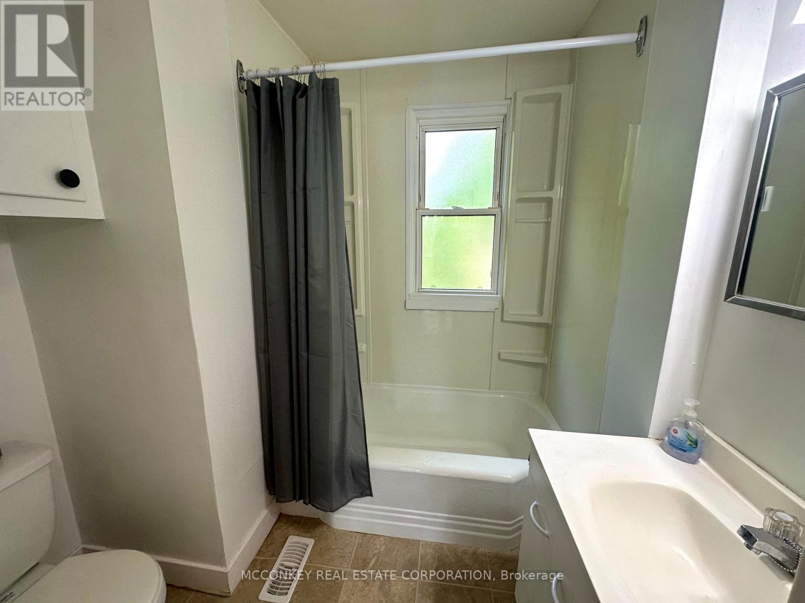 1033 Western Avenue, Peterborough Central (South), Ontario  K9J 5W5 - Photo 18 - X11922352
