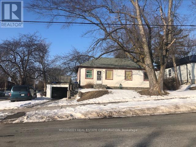 1033 Western Avenue, Peterborough Central (South), Ontario  K9J 5W5 - Photo 2 - X11922352