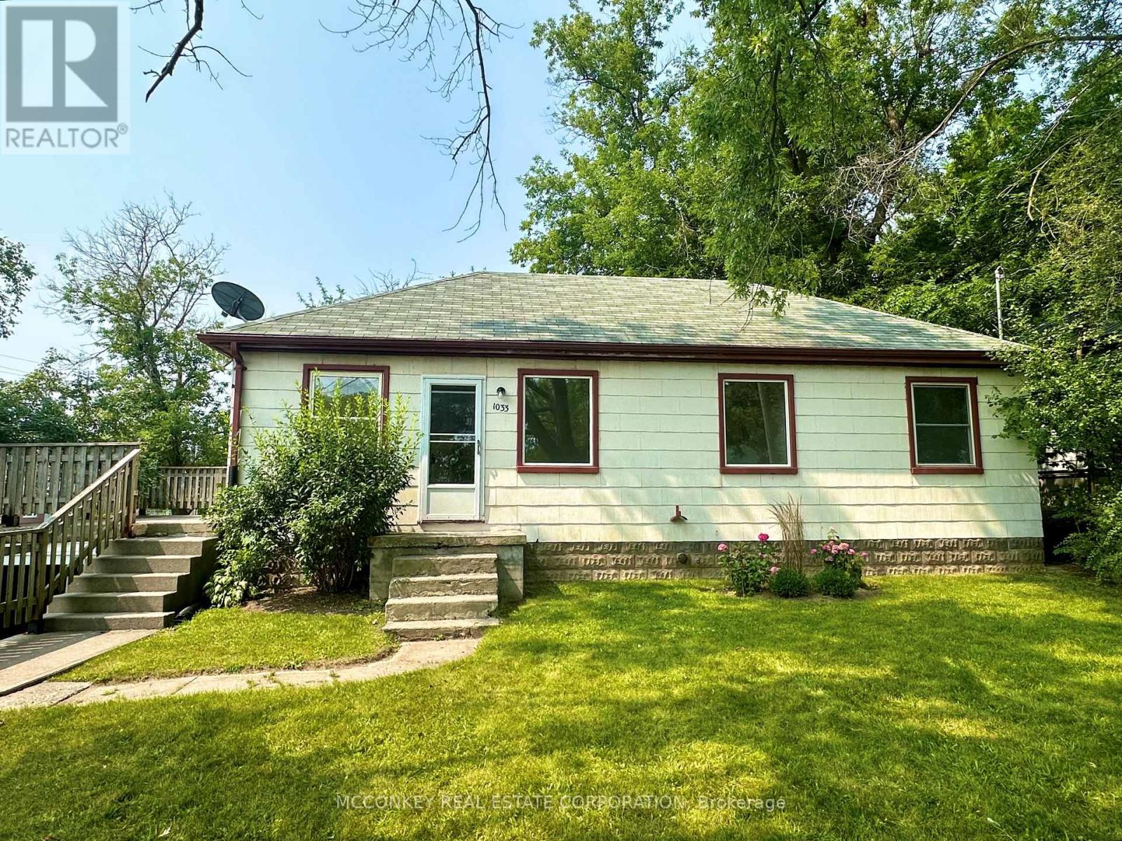 1033 Western Avenue, Peterborough Central (South), Ontario  K9J 5W5 - Photo 6 - X11922352