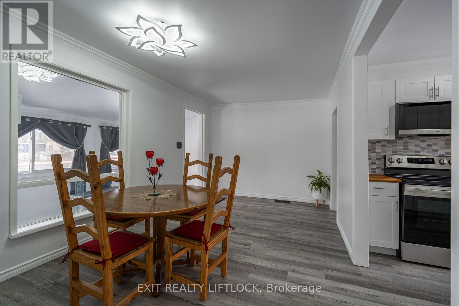 1301 County Rd 28, Otonabee-South Monaghan, Ontario  K0L 1V0 - Photo 5 - X11943757