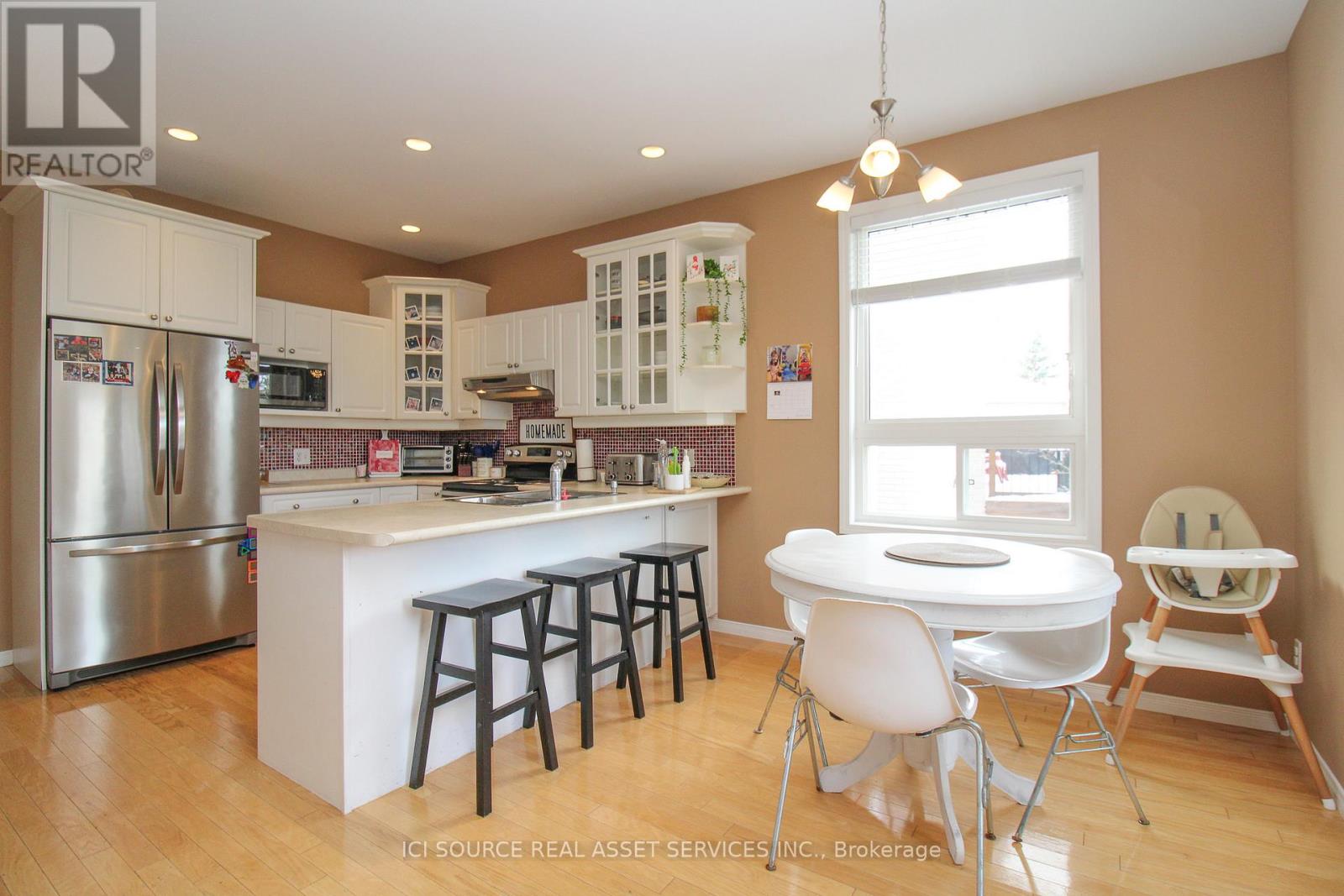 256 O'dette Road, Peterborough West (North), Ontario  K9K 2N8 - Photo 11 - X11950548