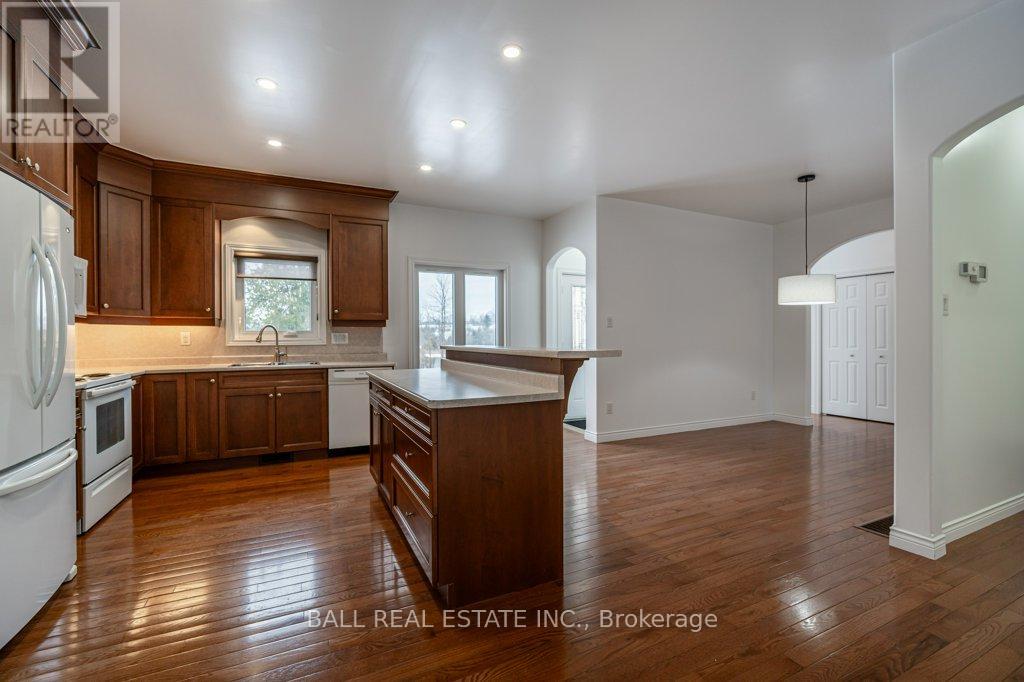 4267 County Road 32, Douro-Dummer, Ontario  K0L 2H0 - Photo 13 - X11952336