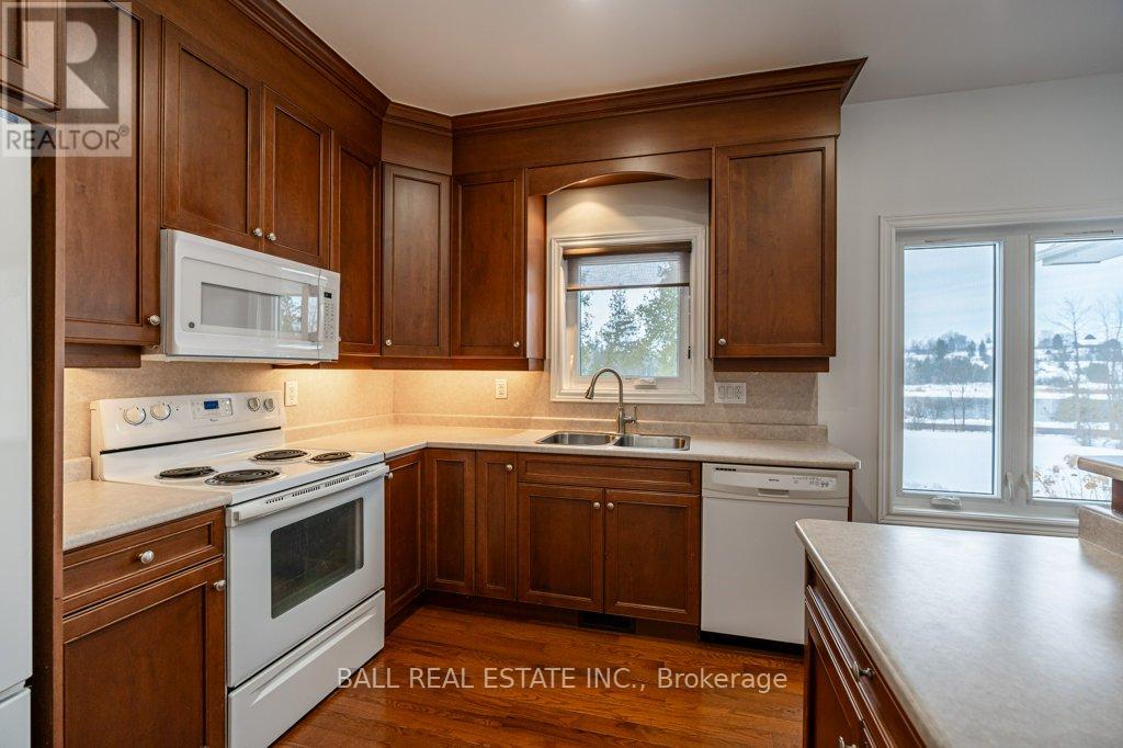 4267 County Road 32, Douro-Dummer, Ontario  K0L 2H0 - Photo 14 - X11952336