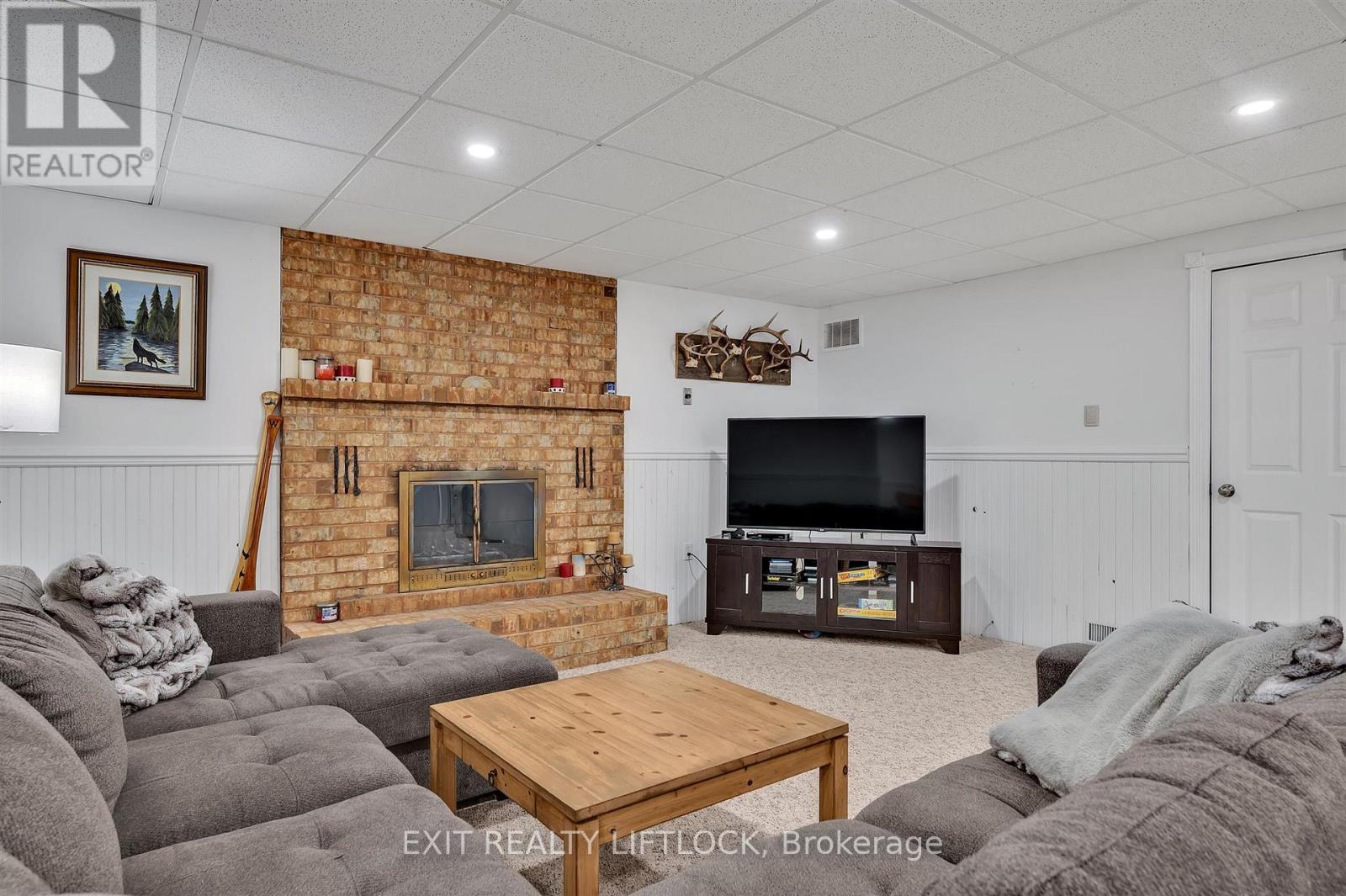 56 Second Line Road, Otonabee-South Monaghan, Ontario  K0L 1B0 - Photo 15 - X11953321