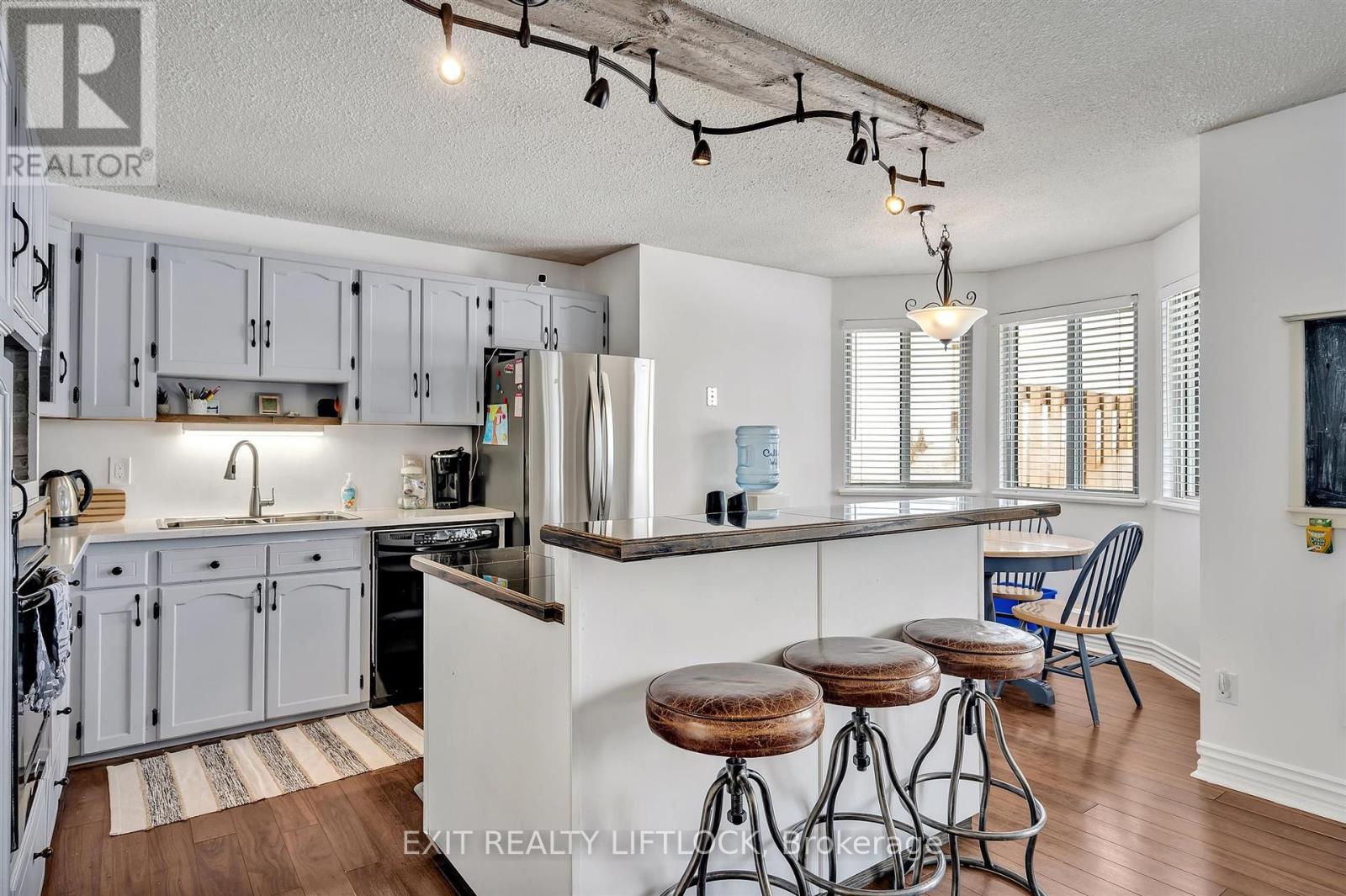 56 Second Line Road, Otonabee-South Monaghan, Ontario  K0L 1B0 - Photo 4 - X11953321