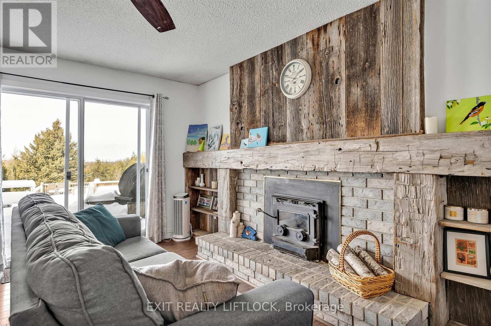 56 Second Line Road, Otonabee-South Monaghan, Ontario  K0L 1B0 - Photo 7 - X11953321