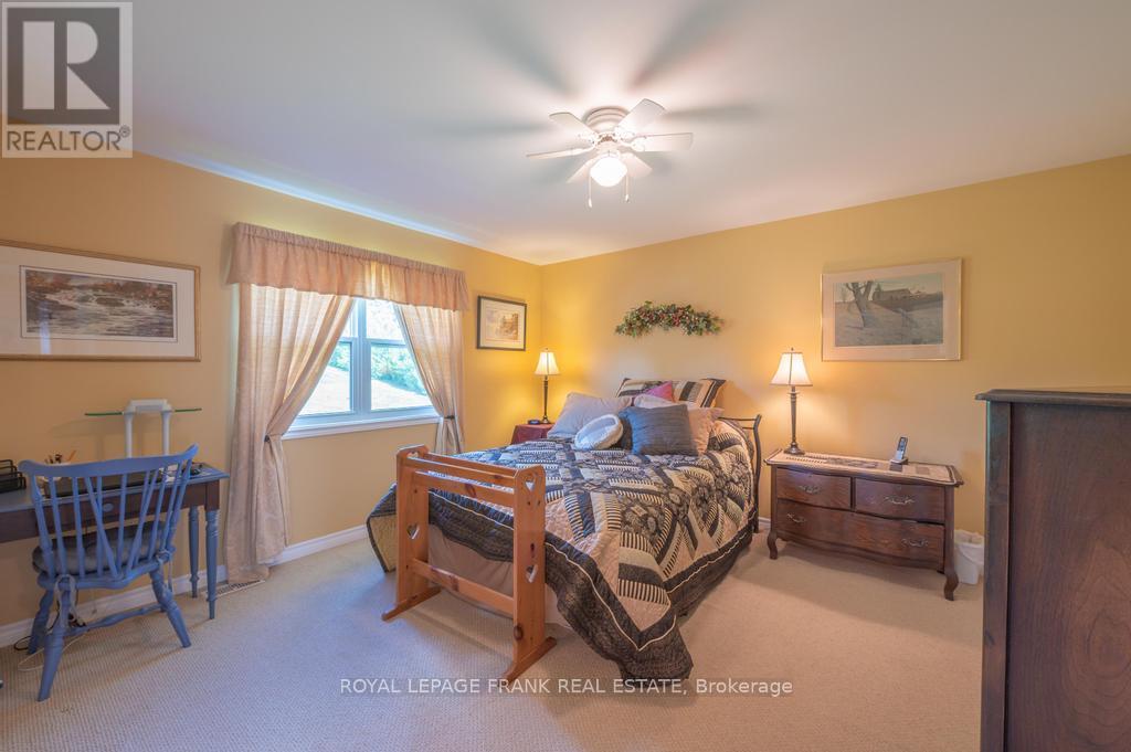 406 Lakehurst Circle Road, Trent Lakes, Ontario  K0L 1J0 - Photo 24 - X11953534