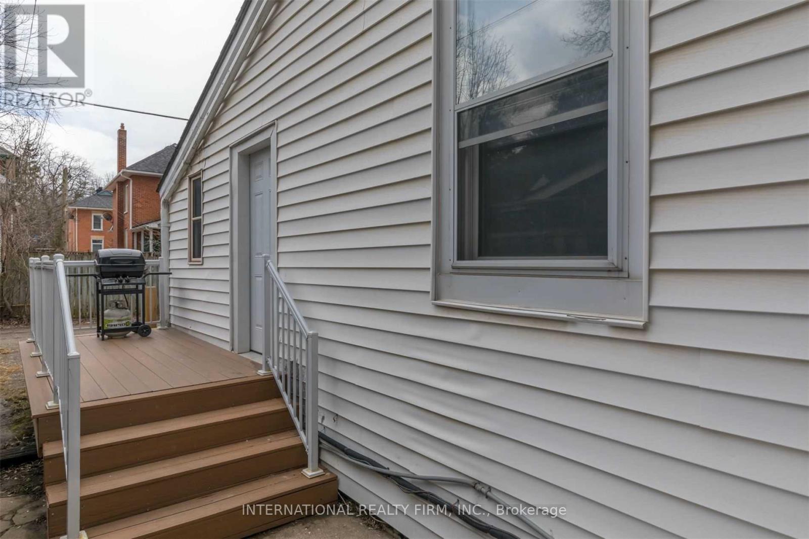 271-273 Thomas Street, Peterborough Central (Old West End), Ontario  K9J 5E7 - Photo 14 - X11958269