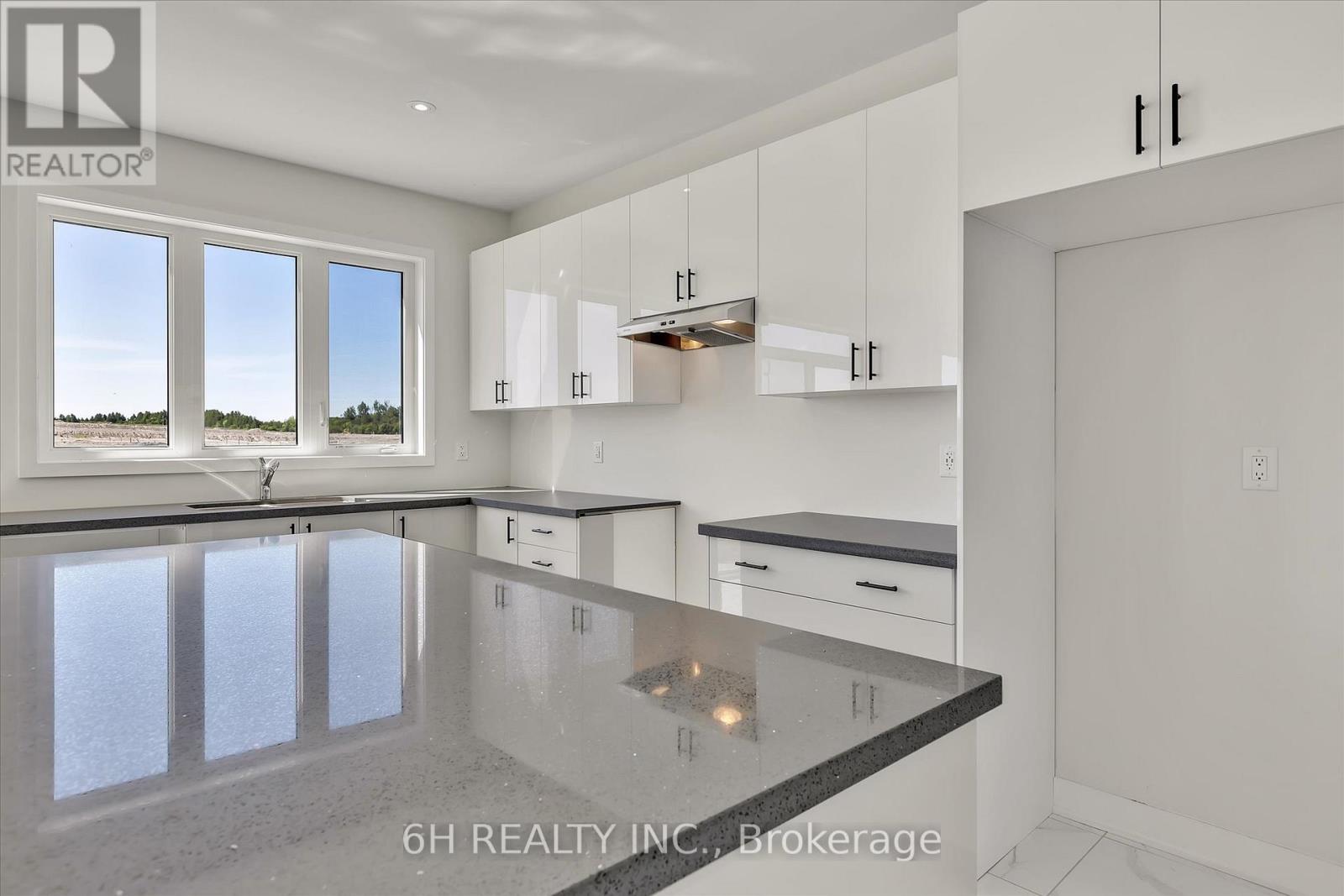 329 O'toole Crescent, Selwyn, Ontario  K9K 0J4 - Photo 10 - X11958557