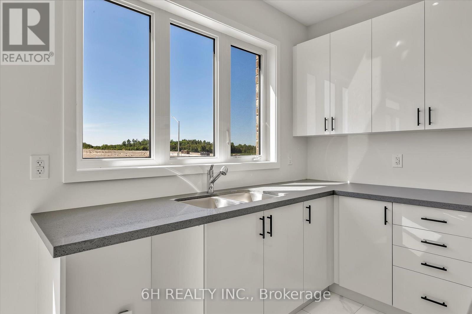 329 O'toole Crescent, Selwyn, Ontario  K9K 0J4 - Photo 12 - X11958557