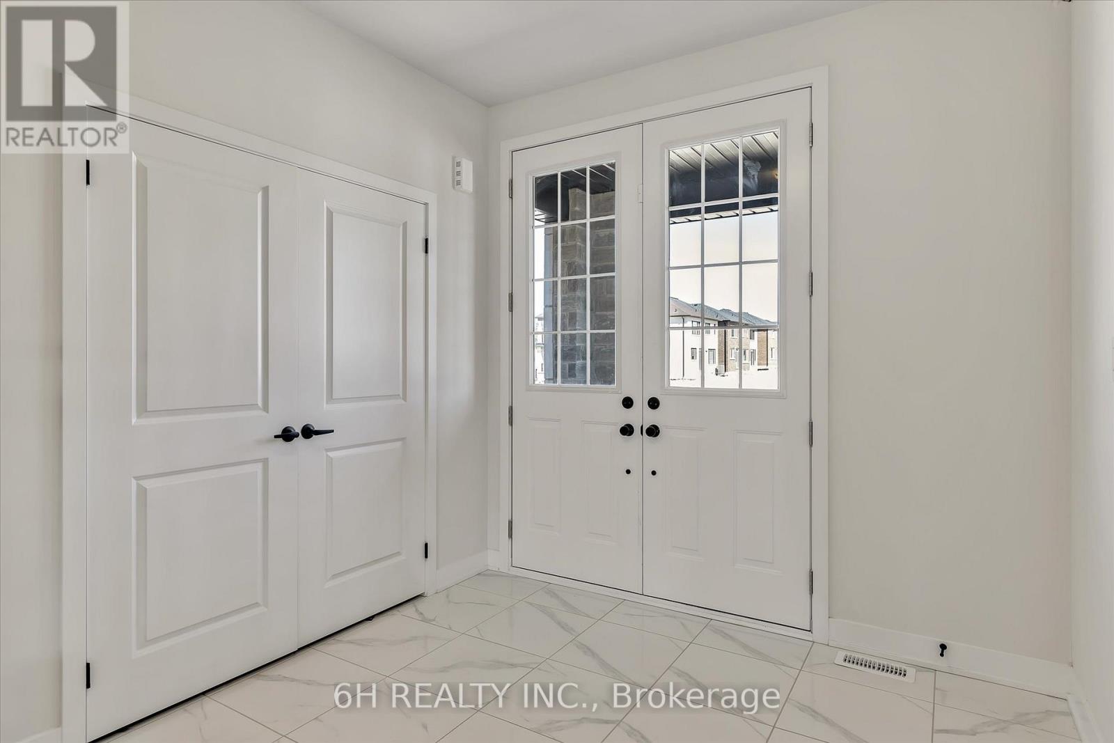 329 O'toole Crescent, Selwyn, Ontario  K9K 0J4 - Photo 4 - X11958557
