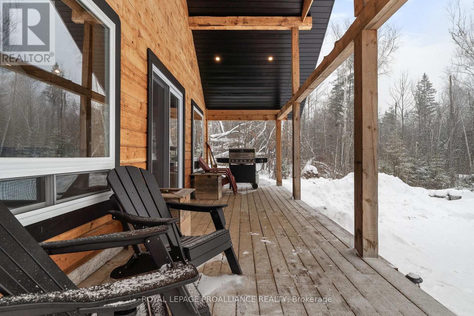 34 Elm Lane, Tudor & Cashel (Cashel Ward), Ontario  K0L 1W0 - Photo 2 - X11960912