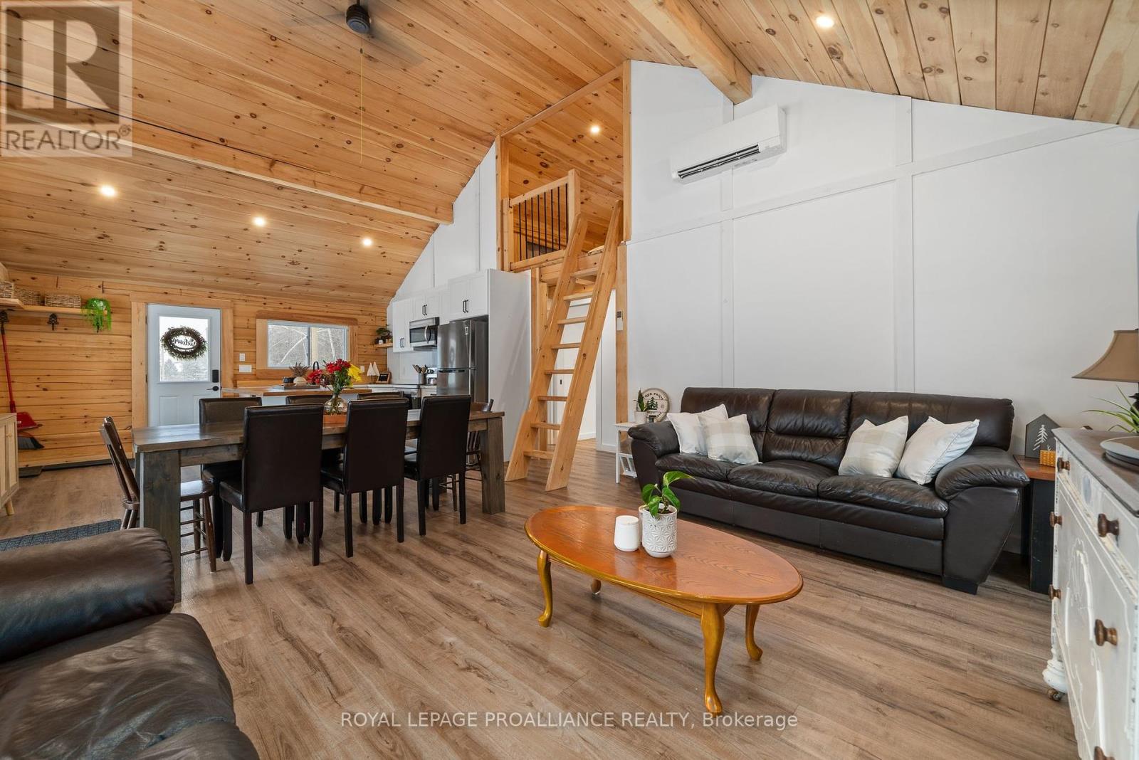 34 Elm Lane, Tudor & Cashel (Cashel Ward), Ontario  K0L 1W0 - Photo 21 - X11960912