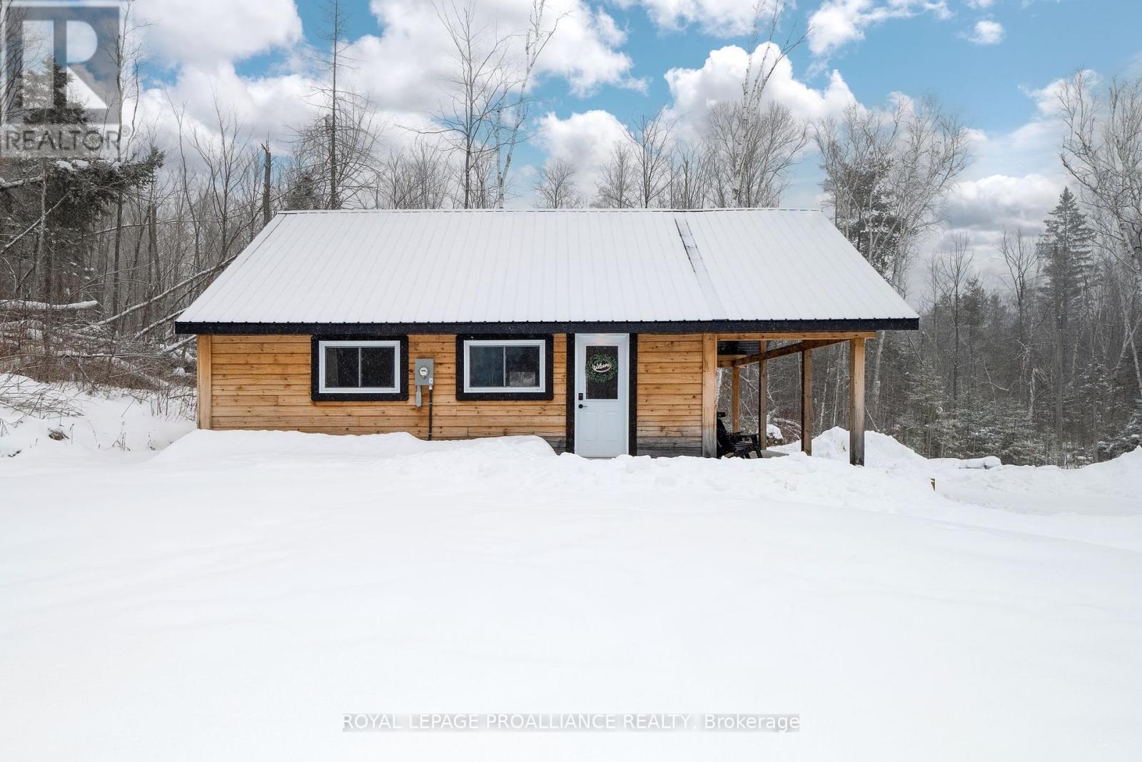 34 Elm Lane, Tudor & Cashel (Cashel Ward), Ontario  K0L 1W0 - Photo 32 - X11960912