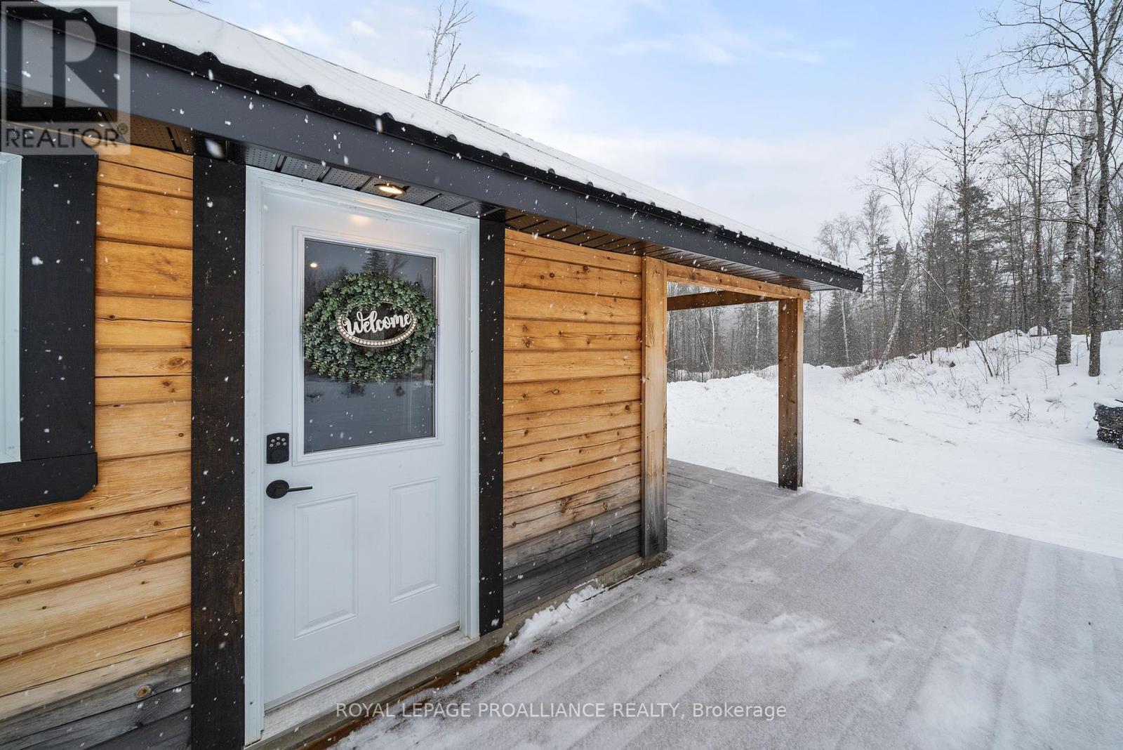 34 Elm Lane, Tudor & Cashel (Cashel Ward), Ontario  K0L 1W0 - Photo 4 - X11960912