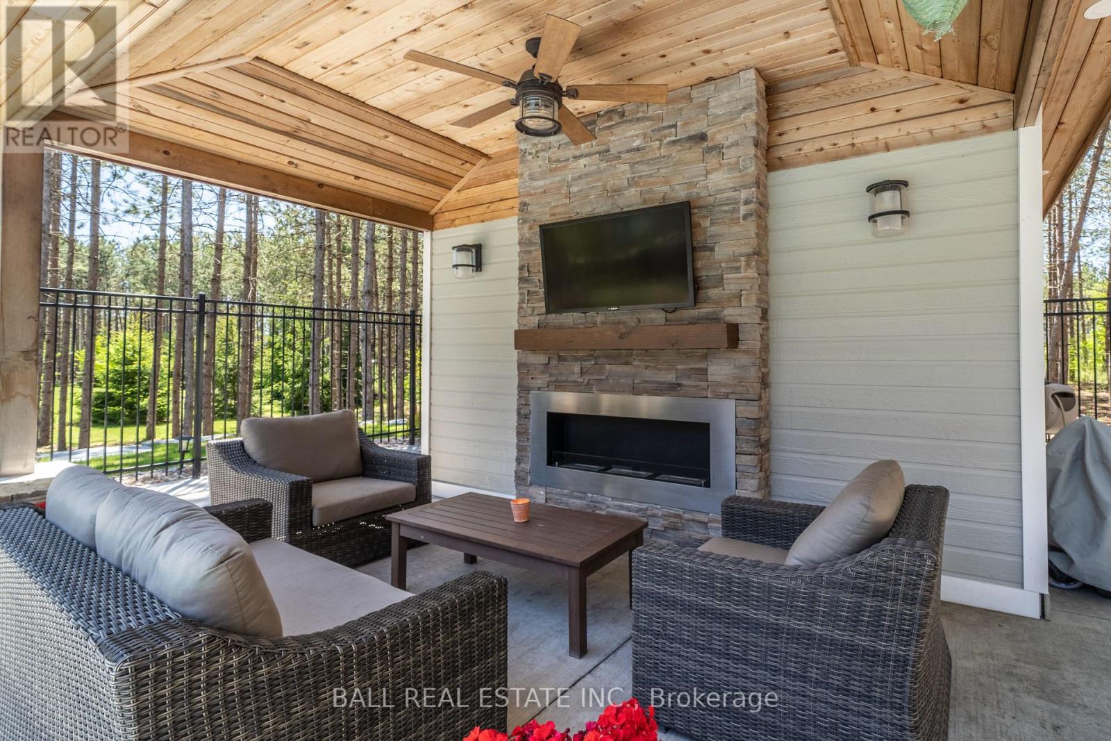 2276 Hillview Drive, Kawartha Lakes (Manvers), Ontario  L0A 1A0 - Photo 39 - X11967858