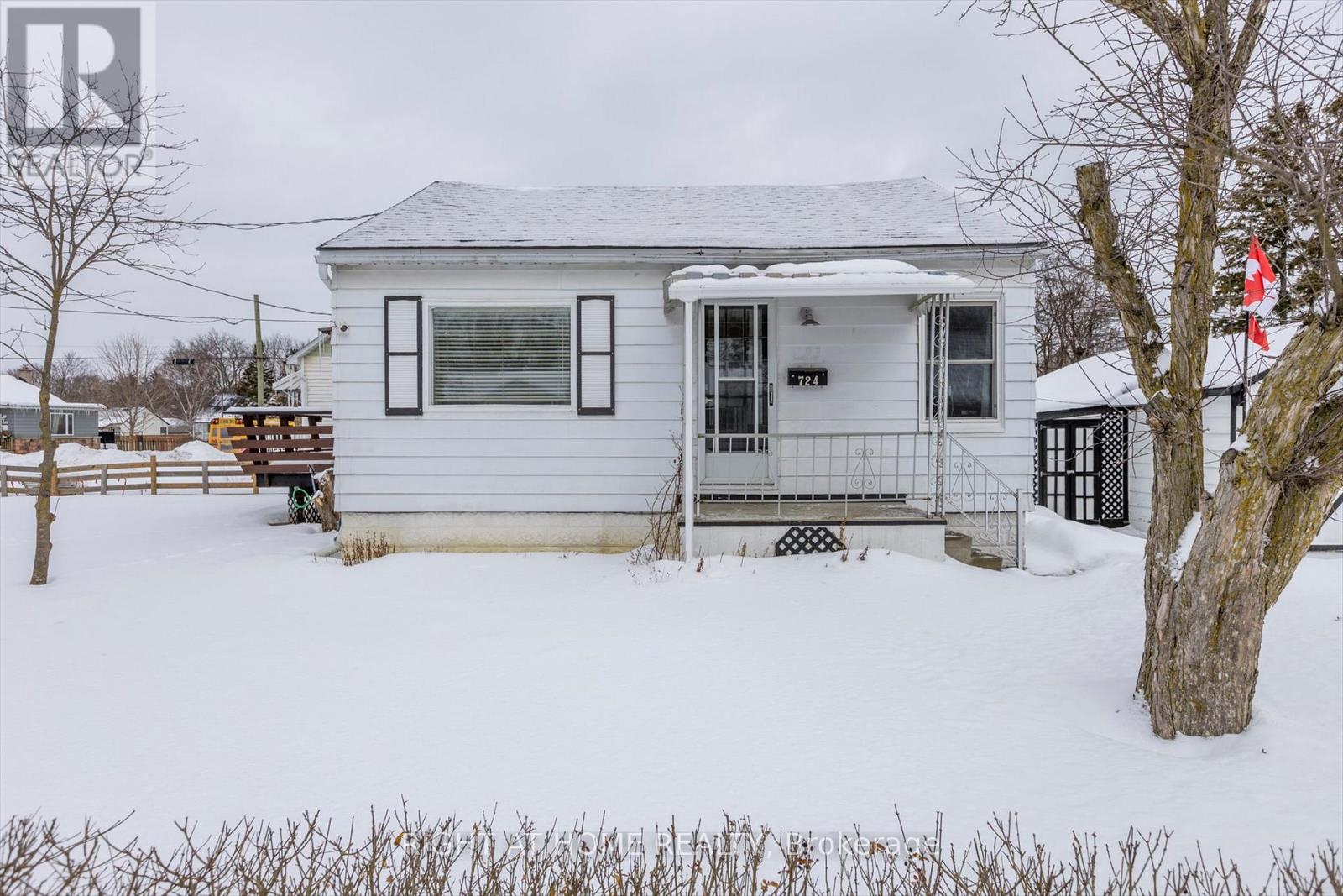724 New Romaine Street, Peterborough Central (South), Ontario  K9J 2E8 - Photo 2 - X11968815