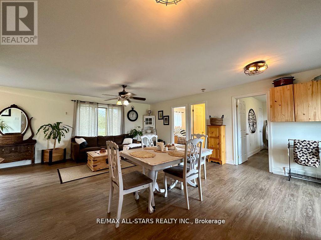 721 Hiawatha Line, Otonabee-South Monaghan, Ontario  K0L 2G0 - Photo 3 - X11971370