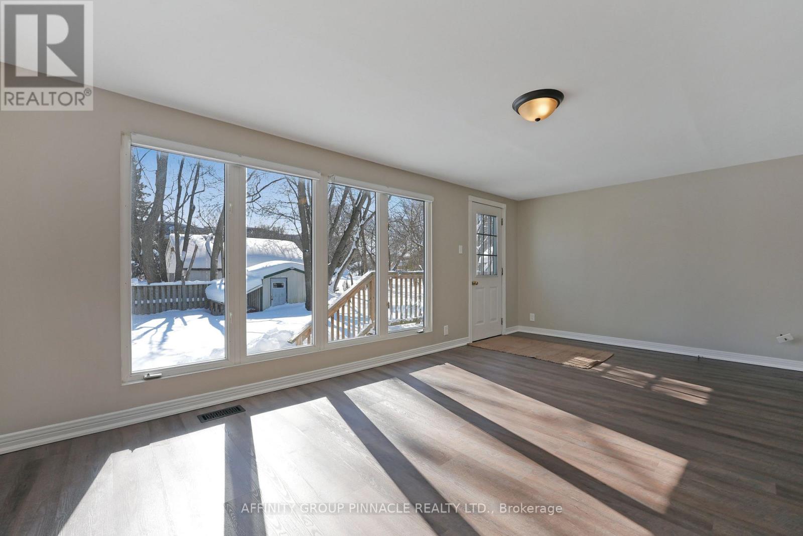 113 Durham Street W, Kawartha Lakes (Lindsay), Ontario  K9V 2R3 - Photo 6 - X11983324