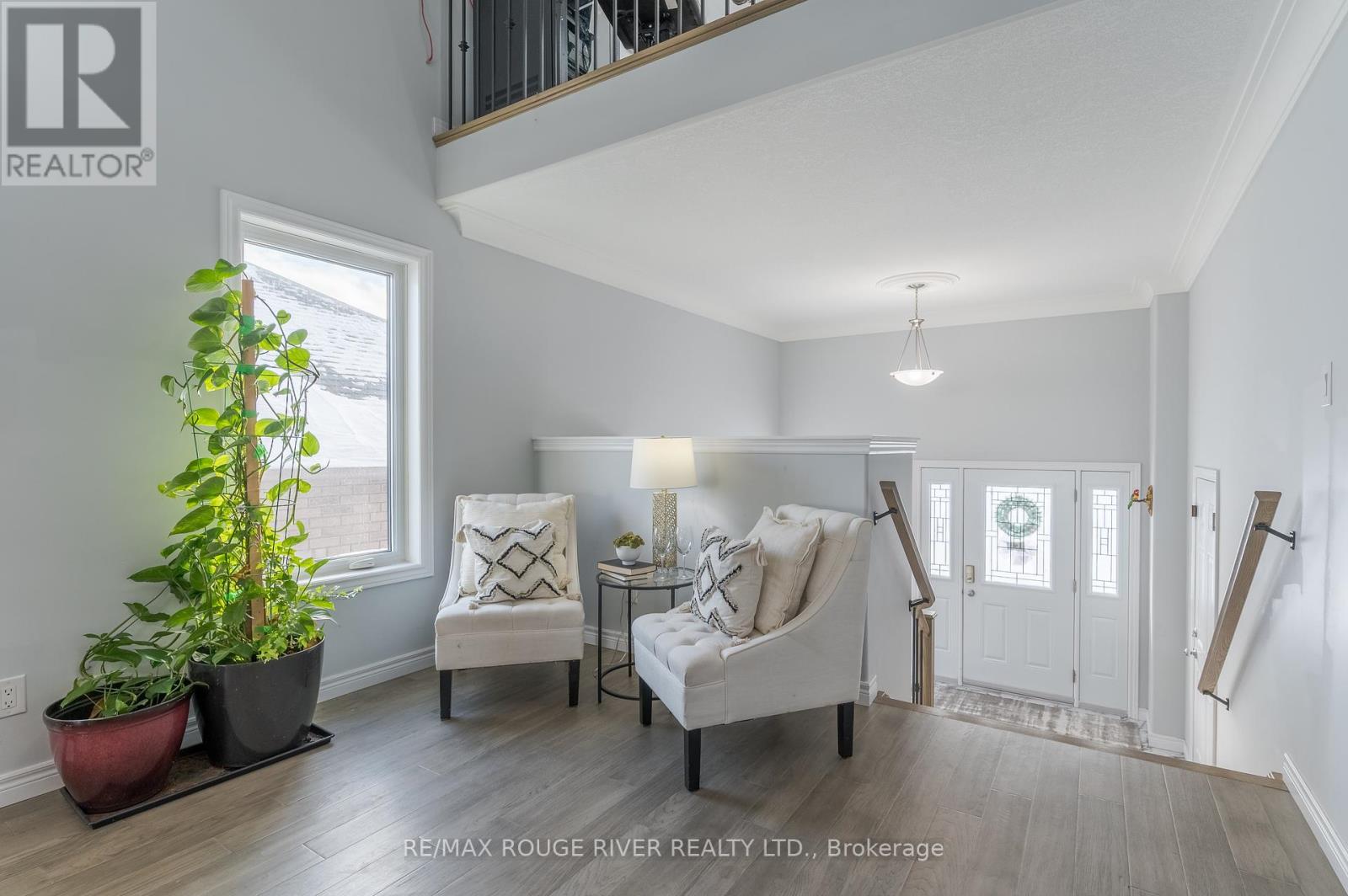 48 York Drive, Peterborough North (North), Ontario  K9K 0H1 - Photo 6 - X11983852