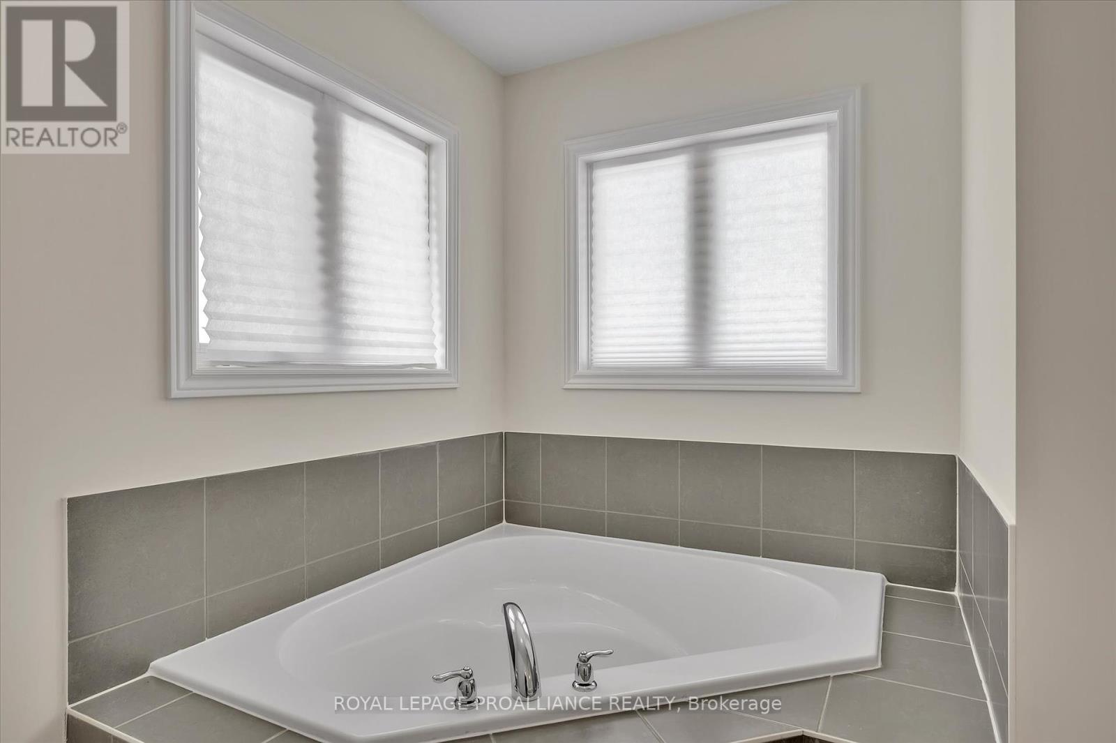 902 Bamford Terrace, Peterborough North (North), Ontario  K9K 0H4 - Photo 33 - X11986969