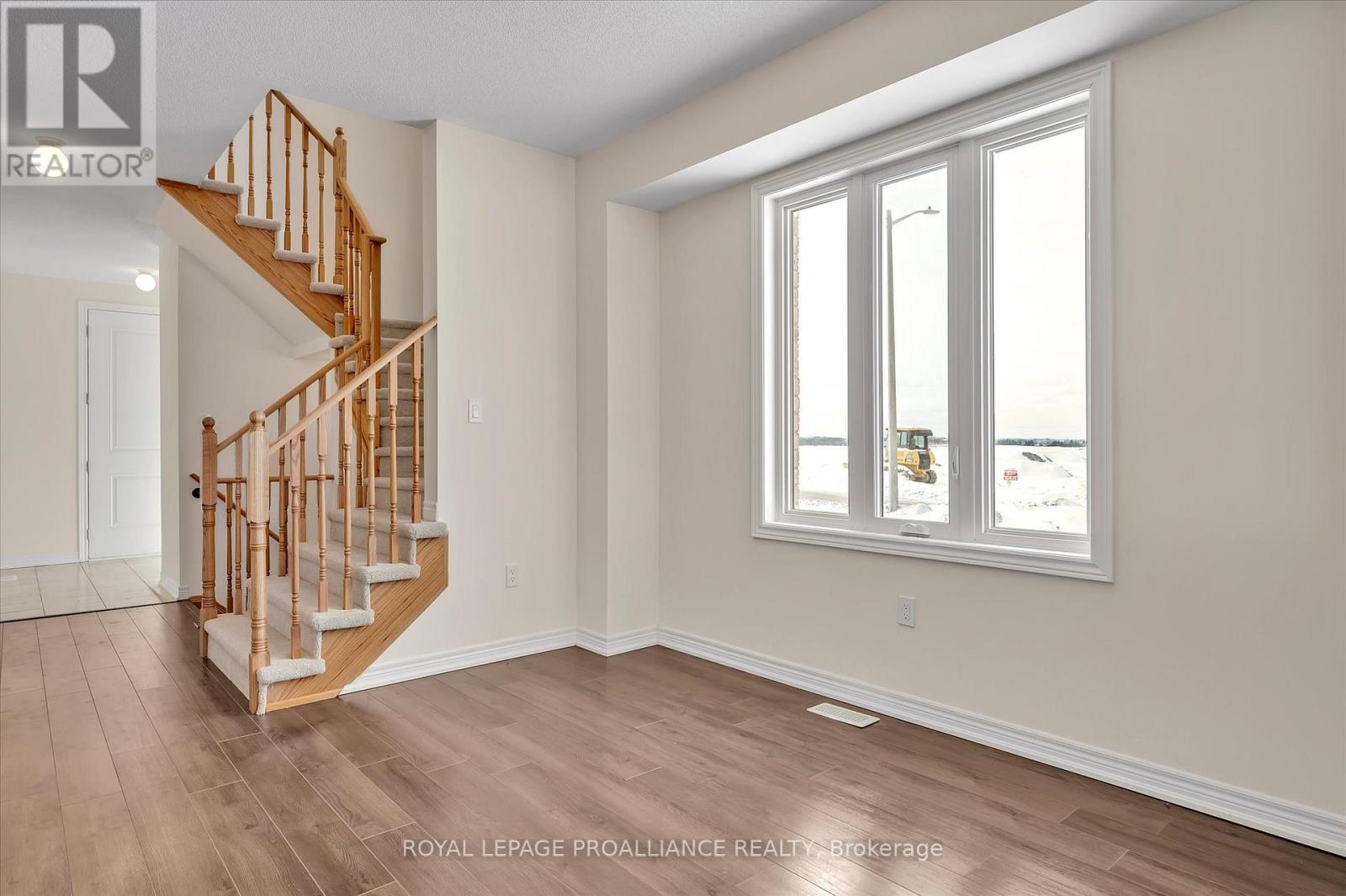 902 Bamford Terrace, Peterborough North (North), Ontario  K9K 0H4 - Photo 9 - X11986969