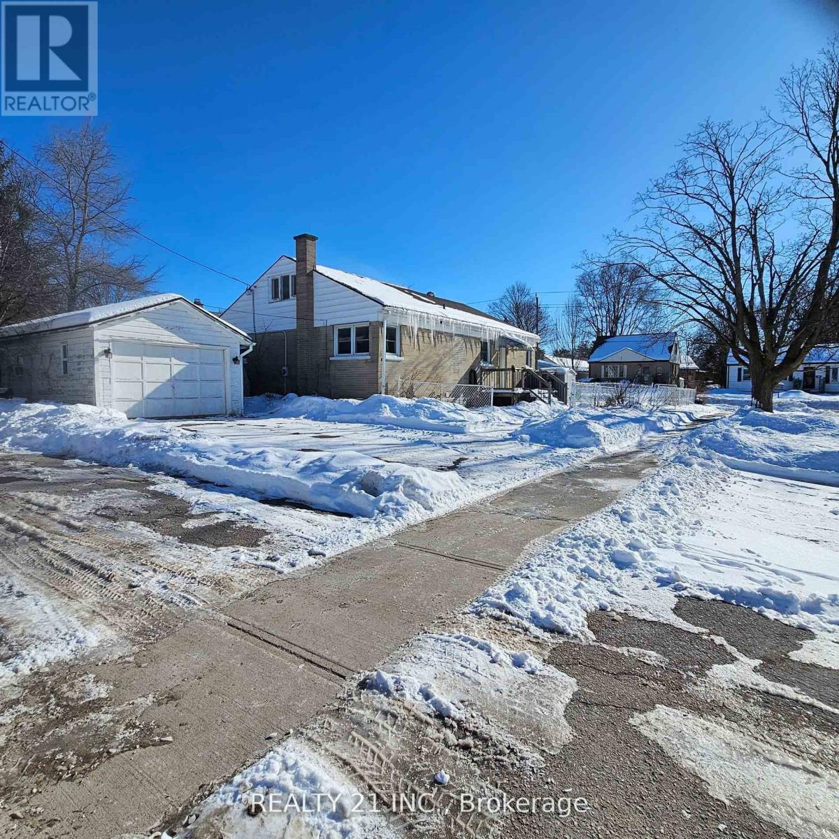 160 Elizabeth Avenue, Peterborough North (South), Ontario  K9H 5E3 - Photo 7 - X11989604