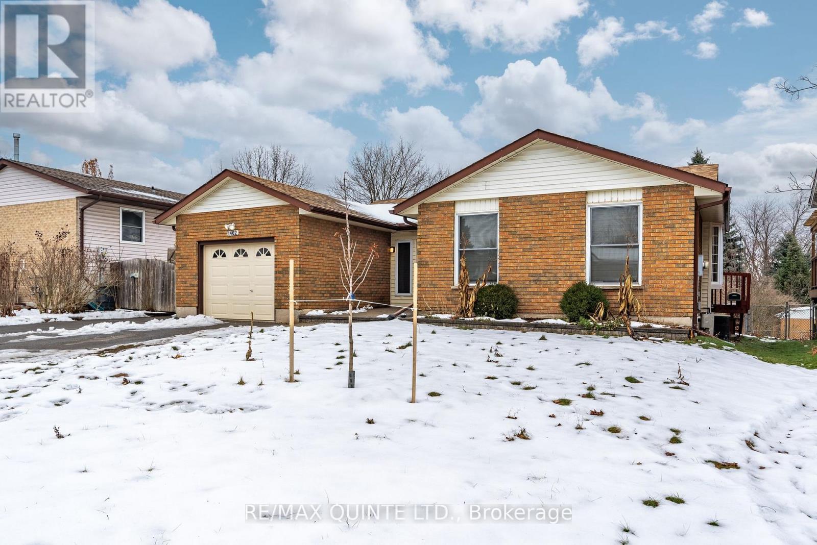1402 Clearview Drive, Peterborough West (Central), Ontario  K9K 1Z8 - Photo 3 - X11991250